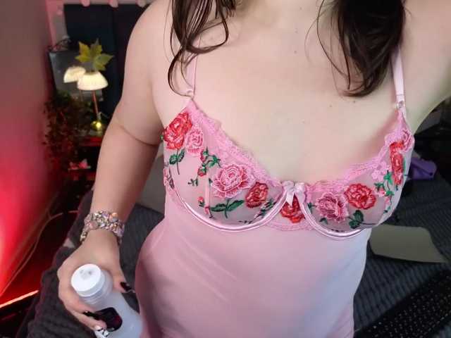PeneloppaStar live cam on BongaCams