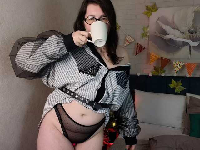 PeneloppaStar live cam on BongaCams