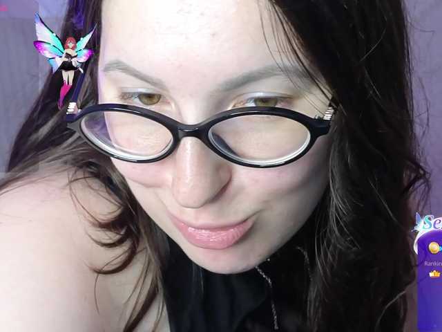 PeneloppaStar live cam on BongaCams