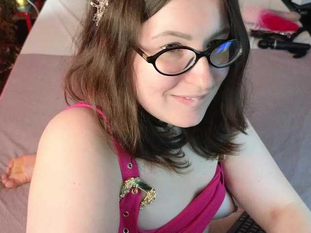 PeneloppaStar live cam on BongaCams