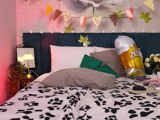 PeneloppaStar live cam on BongaCams