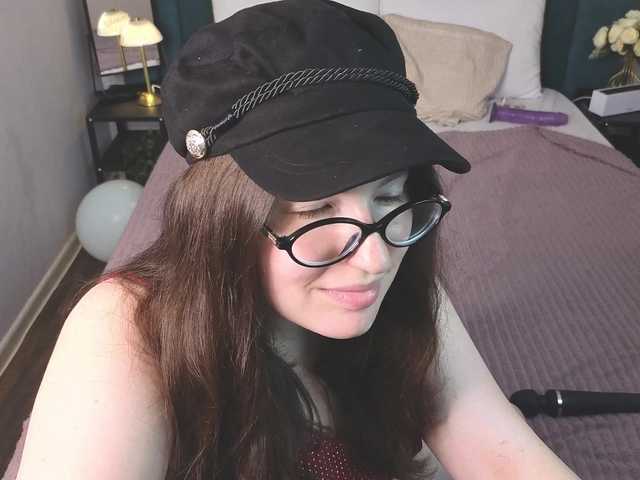 PeneloppaStar live cam on BongaCams