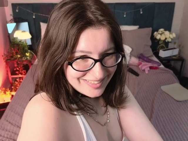 PeneloppaStar live cam on BongaCams