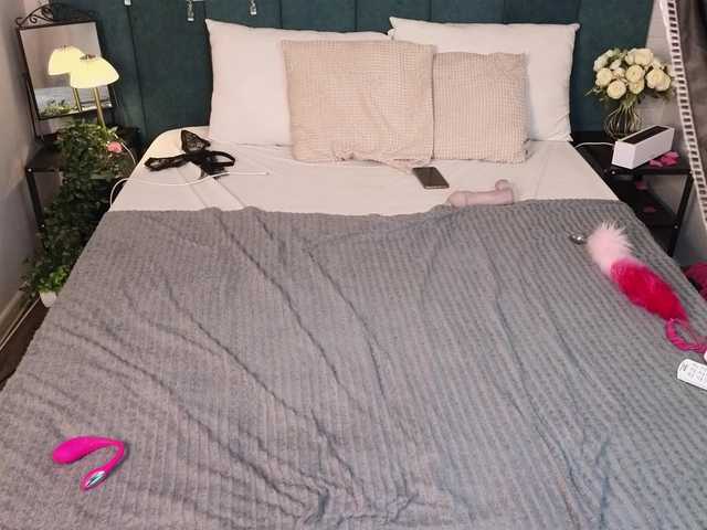 PeneloppaStar live webcam show