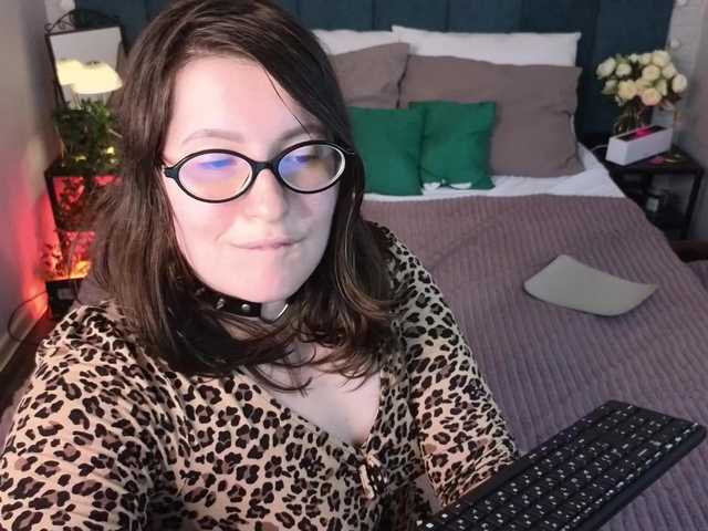 PeneloppaStar live cam on BongaCams