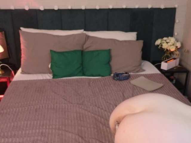 PeneloppaStar live cam on BongaCams