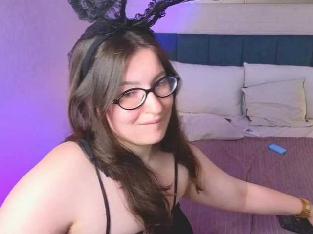 PeneloppaStar live cam on BongaCams