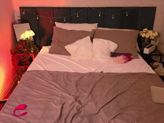 PeneloppaStar live cam on BongaCams