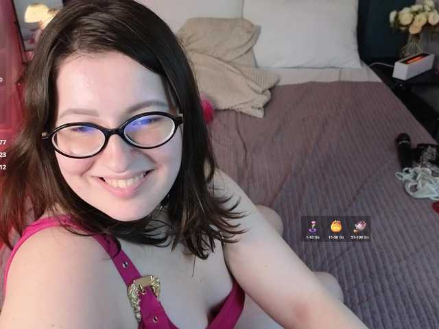 PeneloppaStar live cam on BongaCams