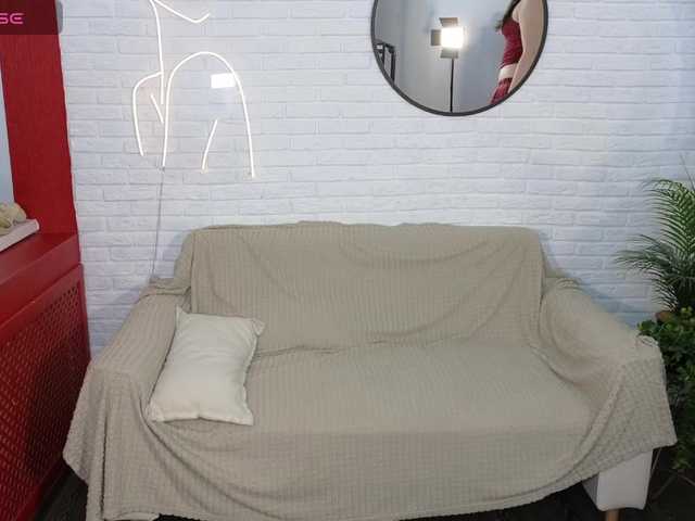 PeneloppaStar live cam on BongaCams