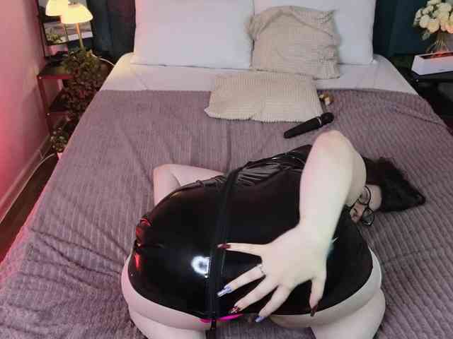Model: PeneloppaStar