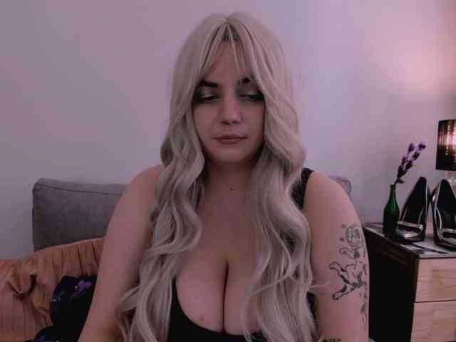 SamantaAmazing webcam