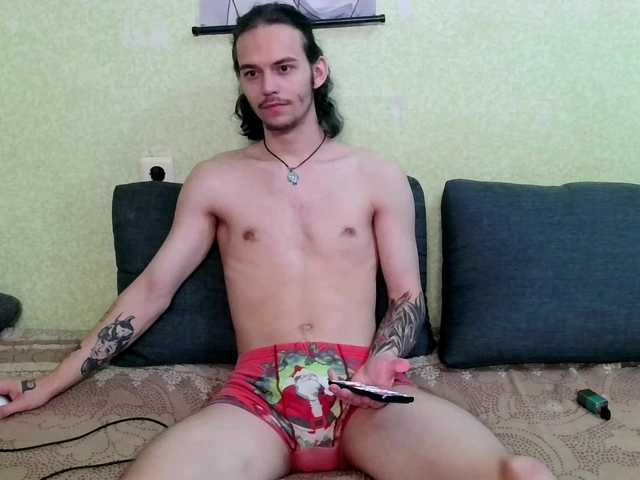 xxWeWannaFuckxx live cam on BongaCams