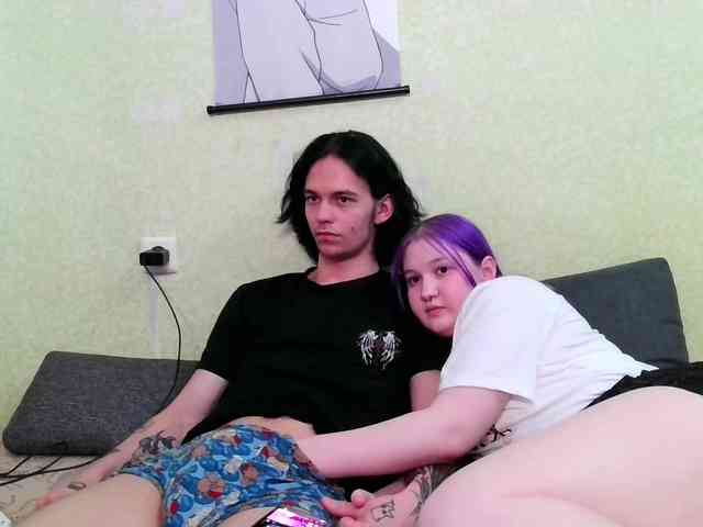 xxWeWannaFuckxx webcam