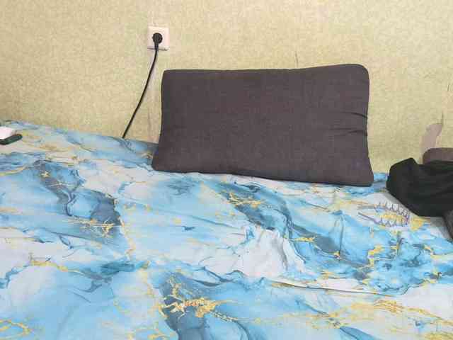 xxWeWannaFuckxx webcam