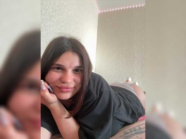 Oksiboom live cam on BongaCams