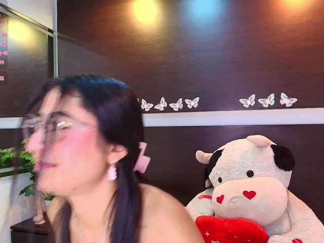 Gabriela-meow live cam on BongaCams