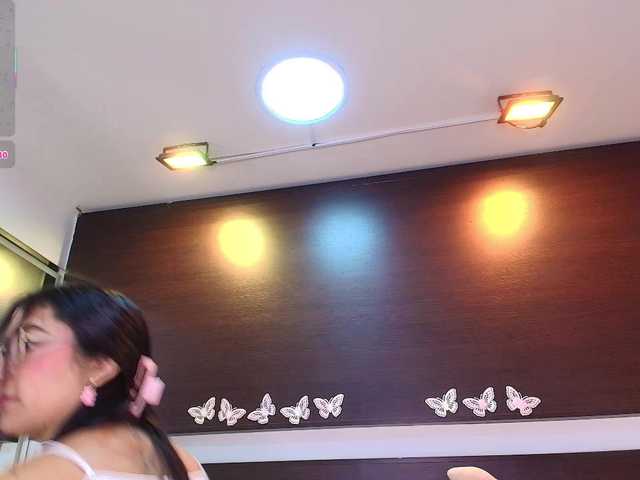 Gabriela-meow live cam on BongaCams