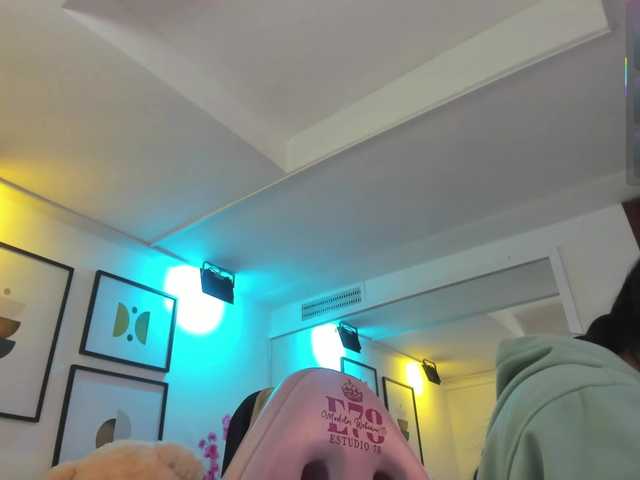 Gabriela-meow live cam on BongaCams