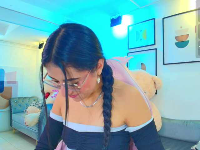 Gabriela-meow live cam on BongaCams