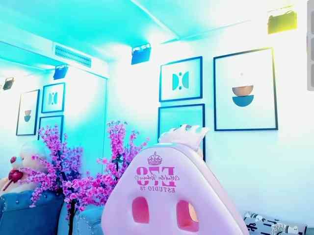 Gabriela-meow webcam
