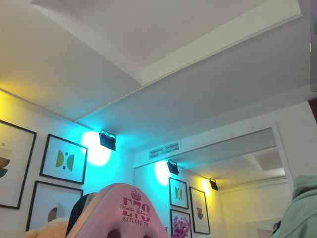 Gabriela-meow webcam