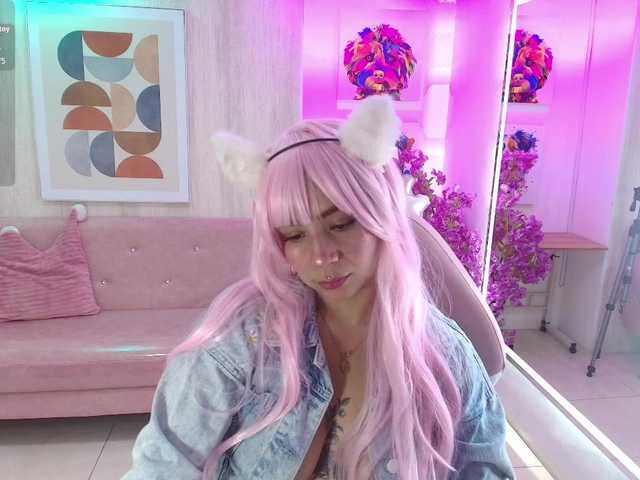 Gabby-evanns live cam on BongaCams