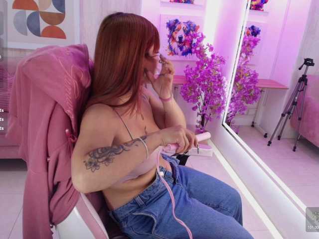 Gabby-evanns live cam on BongaCams