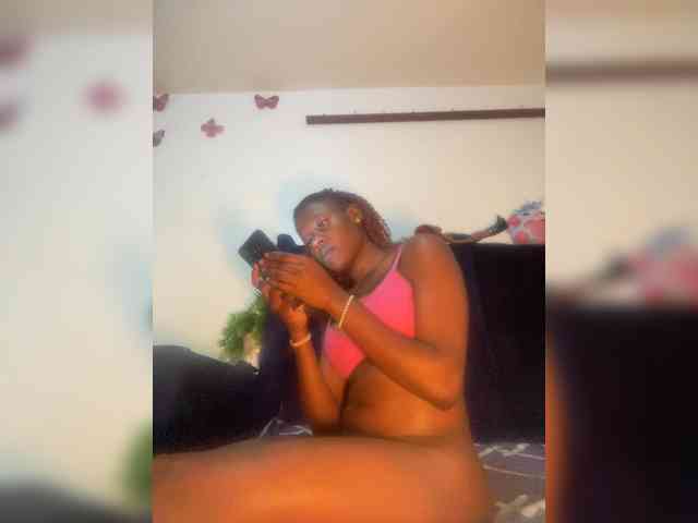NippleJuliette webcam