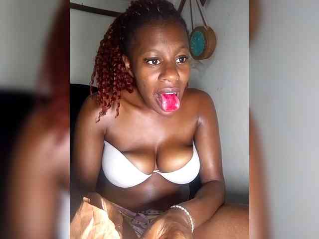 NippleJuliette webcam