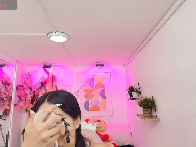 Miss-dolly live cam on BongaCams