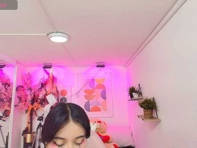 Miss-dolly live cam on BongaCams