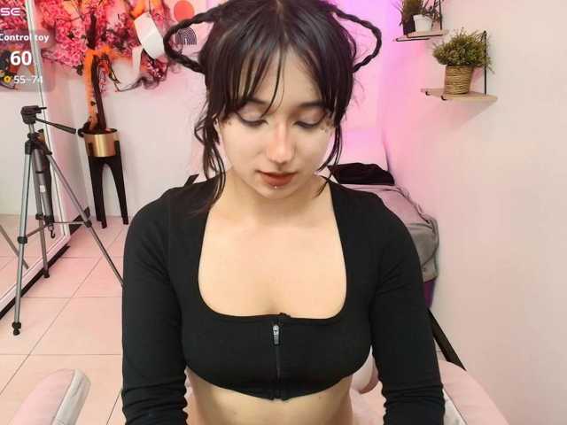 Miss-dolly live cam on BongaCams