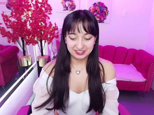 Miss-dolly live cam on BongaCams
