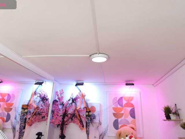 Miss-dolly live cam on BongaCams