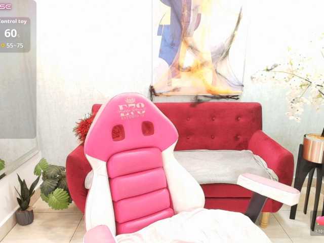 Miss-dolly live cam on BongaCams