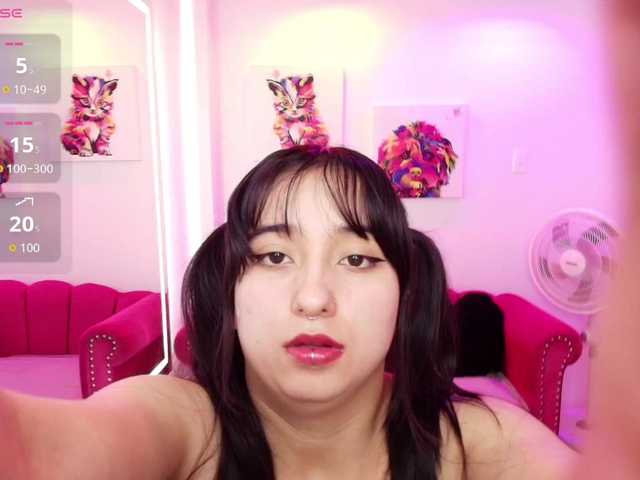 Miss-dolly live cam on BongaCams
