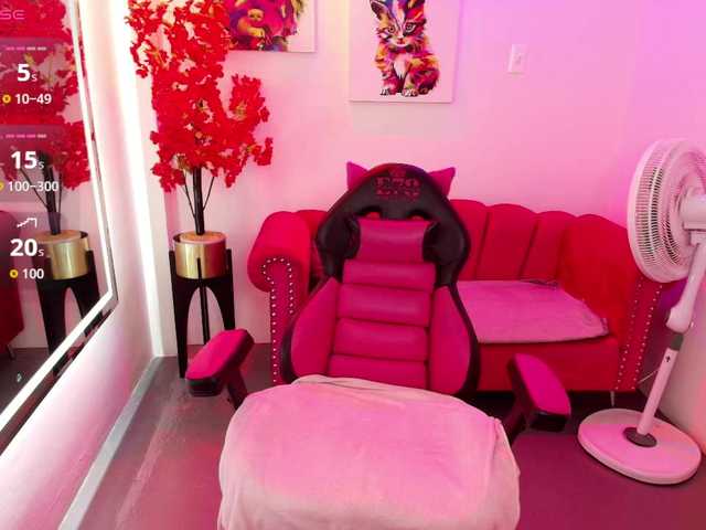 Miss-dolly live cam on BongaCams