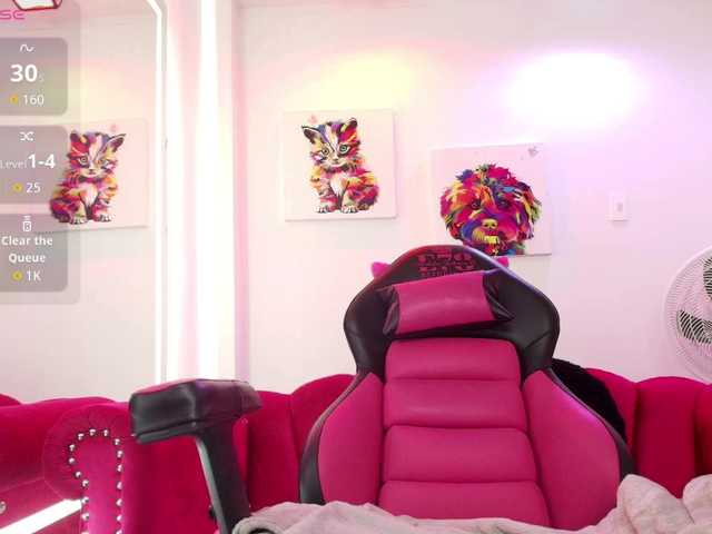 Miss-dolly live cam on BongaCams