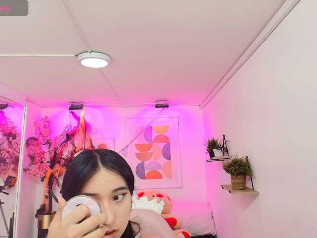 Miss-dolly live cam preview