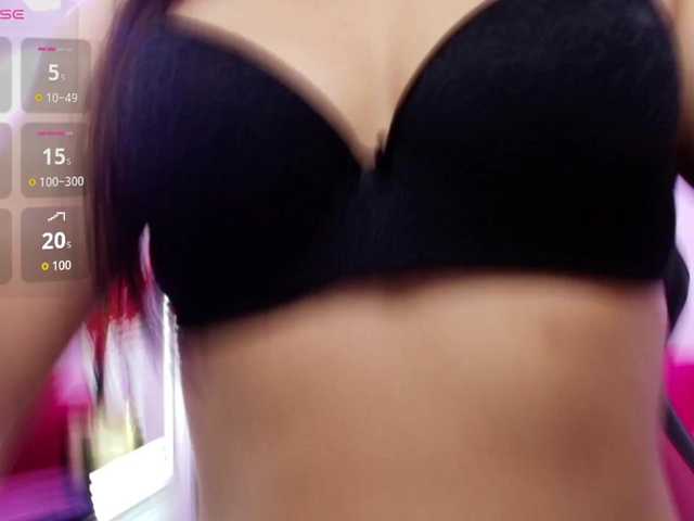 Miss-dolly live webcam show