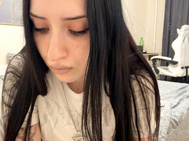 LindseyBridenbaker live cam on BongaCams