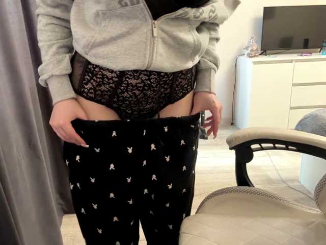 LindseyBridenbaker live cam on BongaCams