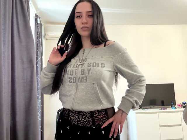 LindseyBridenbaker live cam on BongaCams