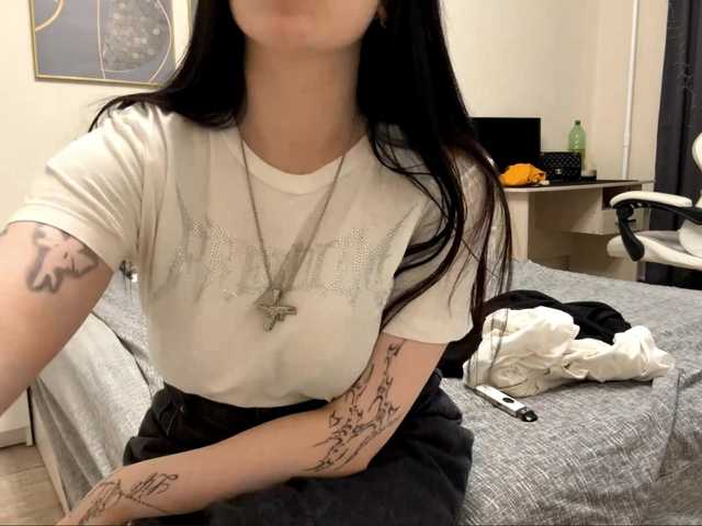 LindseyBridenbaker live cam on BongaCams