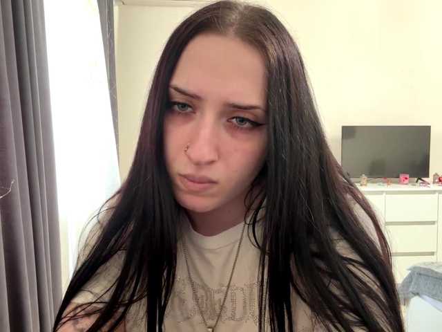 LindseyBridenbaker live cam on BongaCams