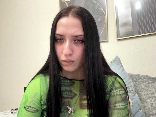 LindseyBridenbaker live cam on BongaCams