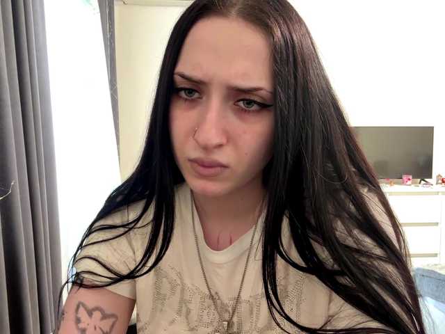 LindseyBridenbaker live cam on BongaCams