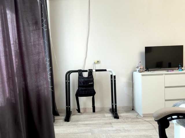 LindseyBridenbaker live cam on BongaCams