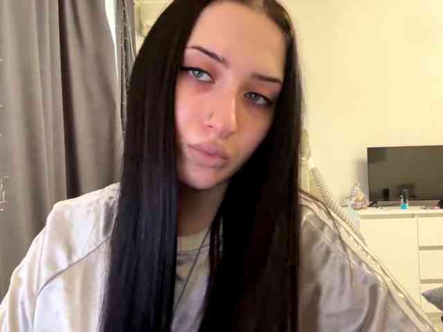 LindseyBridenbaker webcam